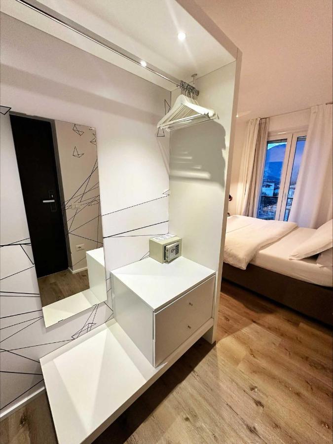 Sk Active Hotel - Ex Garni Hotello Riva del Garda Exteriér fotografie