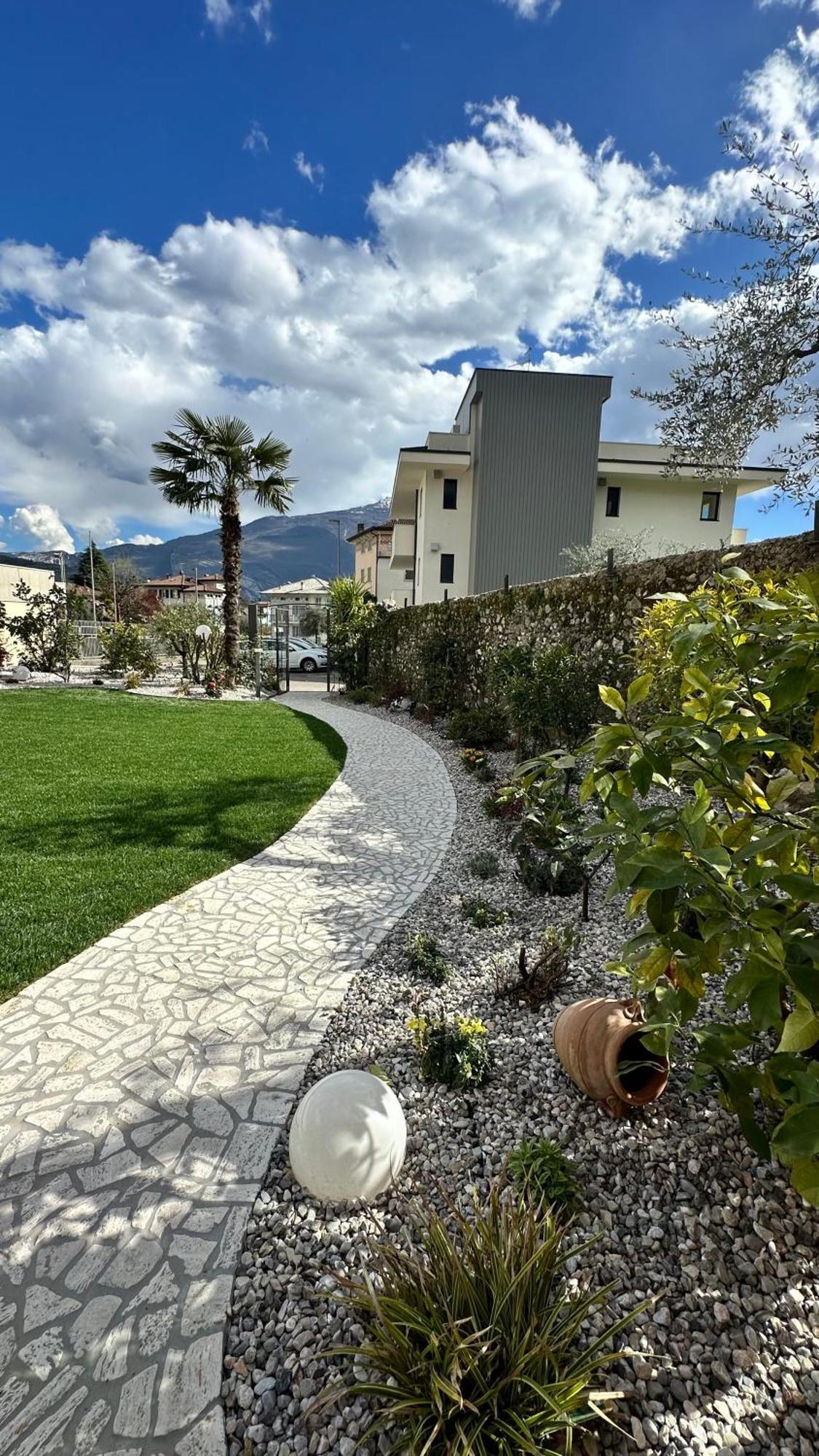 Sk Active Hotel - Ex Garni Hotello Riva del Garda Exteriér fotografie